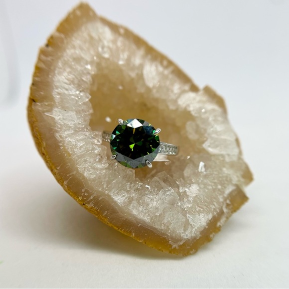5 Carat Green Moissanite Ring 18K White Gold 925 Silver Wedding Anniversary - Picture 14 of 14